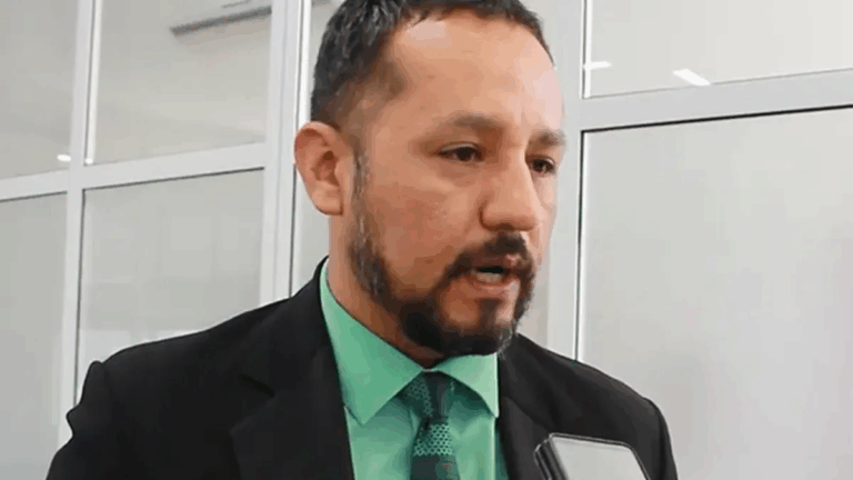 Matías Ustarez renunció y gobernación se lo aceptó: «No vamos a encubrir a nadie»