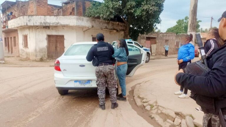 Una joven fue detenida ebria: conducía zigzagueante y casi choca un patrullero