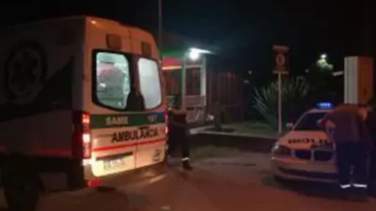 Sufrió quemaduras al intentar prender un cigarrillo mientras consumía alcohol