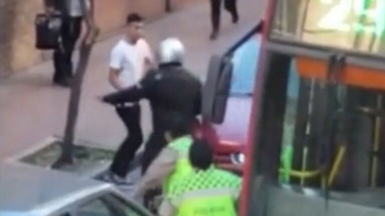 Conductor ebrio golpeó a inspectores y luego denunció que él fue el agredido