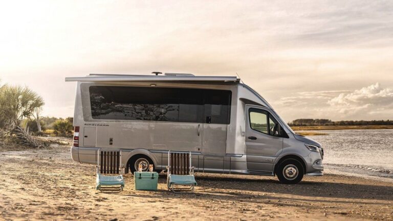 El Gobierno habilitó la importación de vehículos usados para usos especiales y motorhomes