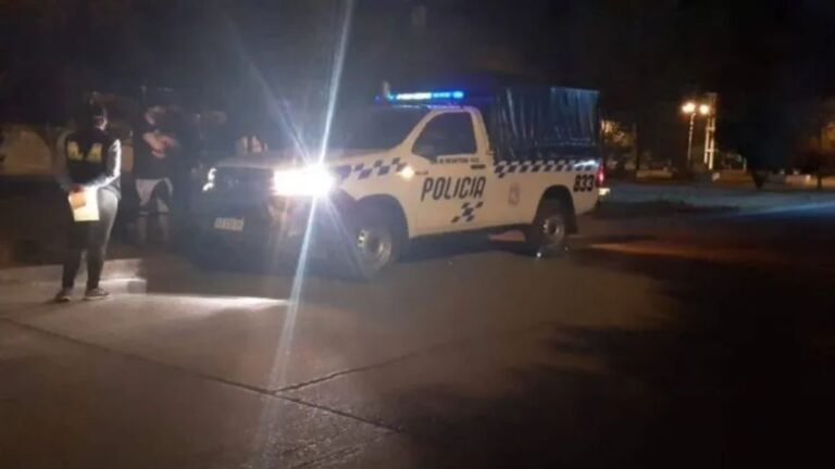 Alto Comedero: conductor alcoholizado chocó contra un carro sandwichero