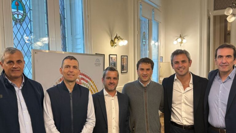 Los radicales «con peluca» se suman al interbloque del oficialismo en Diputados