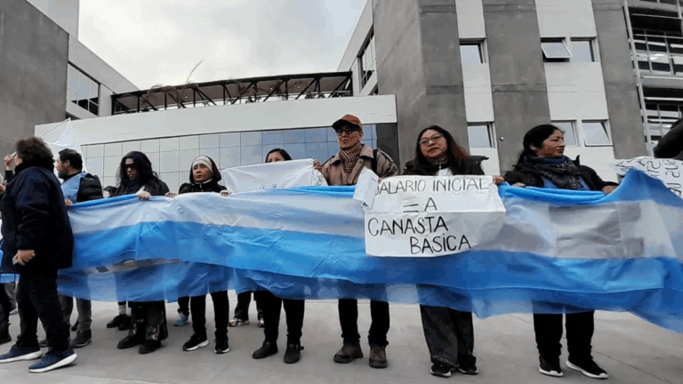 Docentes de ADEP determinaron un nuevo paro por 72 horas