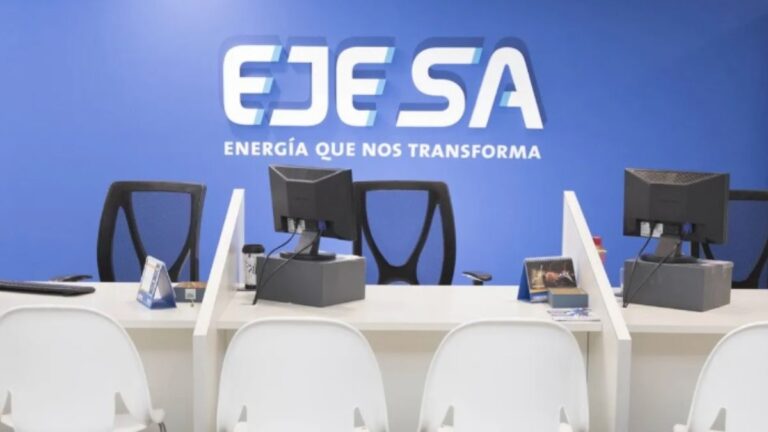 Usuarios de Ejesa indignados por los cortes de luz: «No invierten…para todo tienen una excusa»