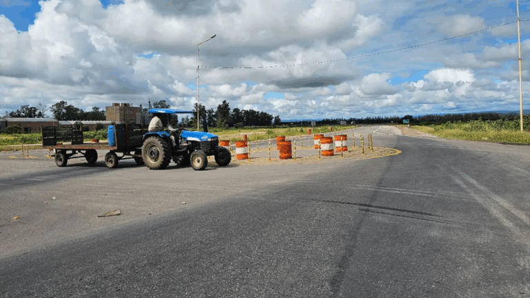 Buscan reforzar la iluminación y señalización en el acceso a Pampa Blanca
