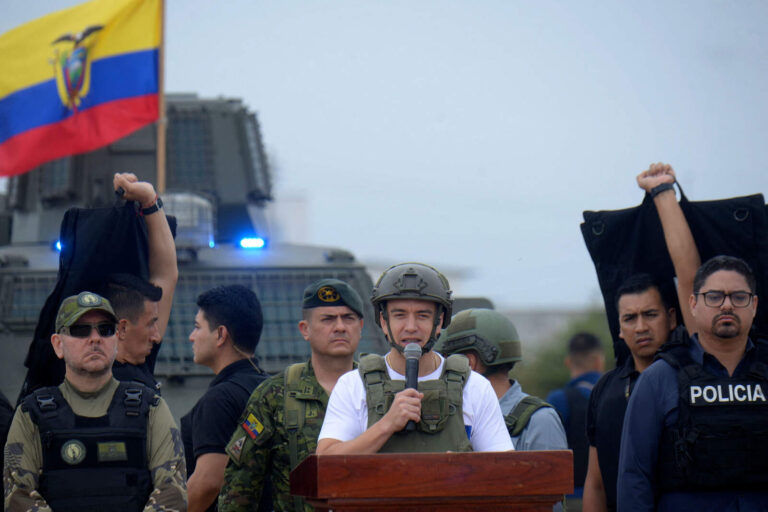 Noboa decreta estado de excepción en cuatro provincias ante grave conmoción interna