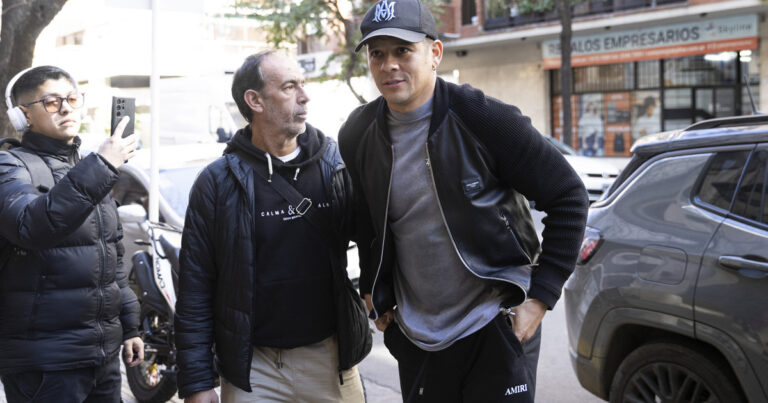 Así llegó Rojo a Racing: el guiño cómplice de Costas con el «problemita del apellido», la bendición de Milito y Saja y el contrato por productividad