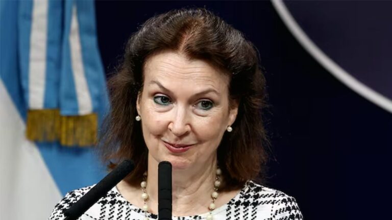 «Completa anomalía»: Javier Milei ya es el presidente con más renuncias desde 1983