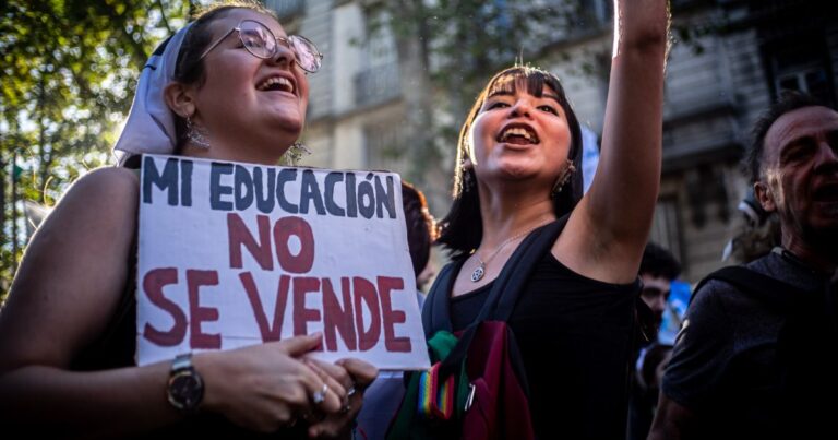 Universidades nacionales. Bases movilizadas y direcciones vacilantes