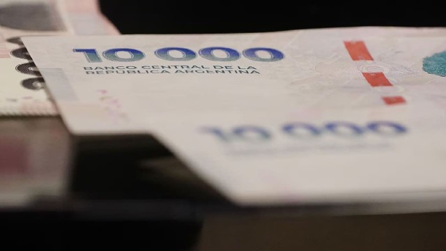 Desesperados por pesos, los bancos pagan más por los plazos fijos: cuánto durará la supertasa