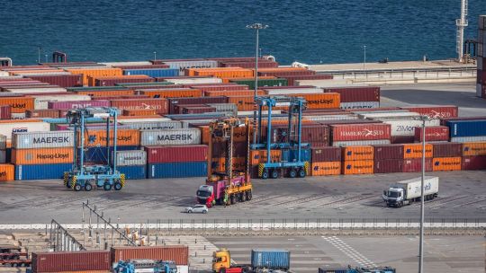 La Unión Europea planea eliminar aranceles industriales y asegurar pacto con Trump