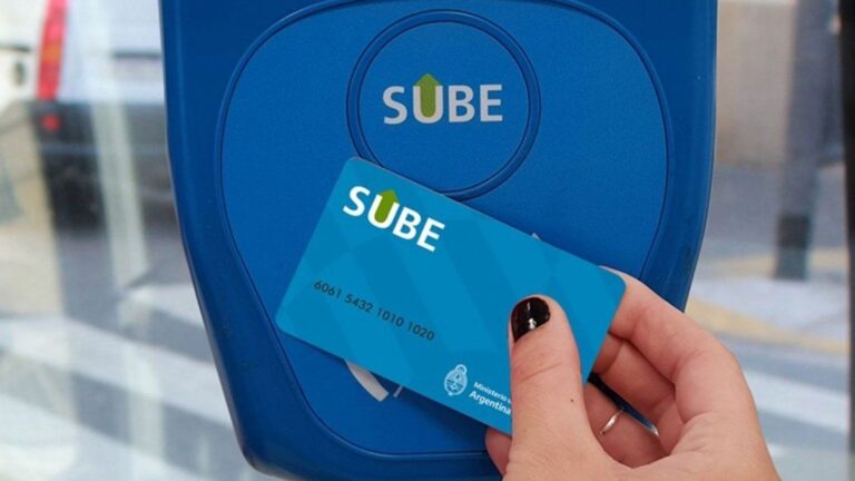 El truco sin tarjeta SUBE para viajar gratis en colectivo y subte