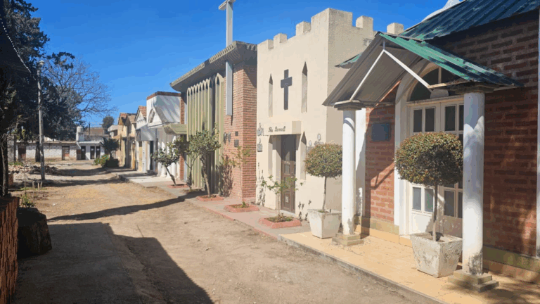 Alarma en el cementerio de Perico: «No hay donde meter un muerto más»