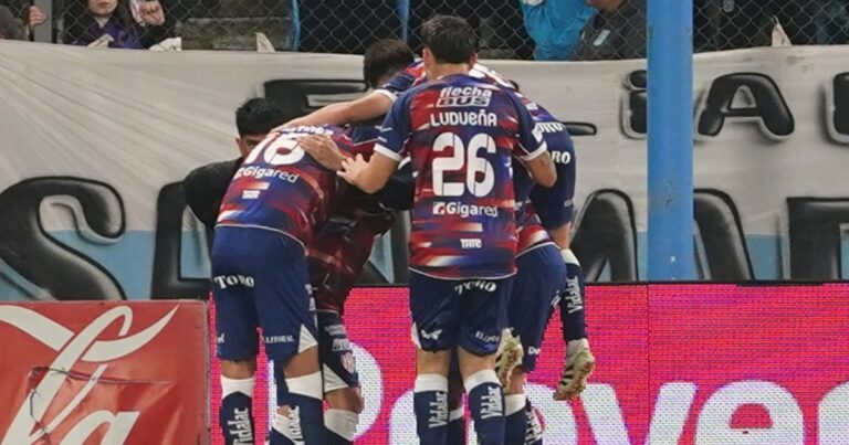 Racing volvió a perder en el Cilindro, esta vez ante Unión, y no sale de su estado de confusión