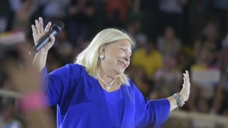 Carrió atribuyó las filtraciones de los audios «a los gatos que se casan con espías»