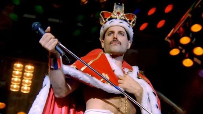 Los 5 momentos más memorables de Freddie Mercury, el cantante de Queen, a 79 años de su nacimiento