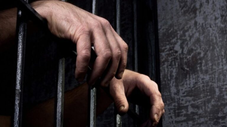 Golpeó y abusó sexualmente de su ex pareja dentro de un boliche de Jujuy