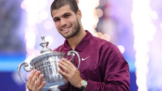 Alcaraz es campeón del US Open tras vencer a Sinner en la final y recupera el número uno del ranking ATP