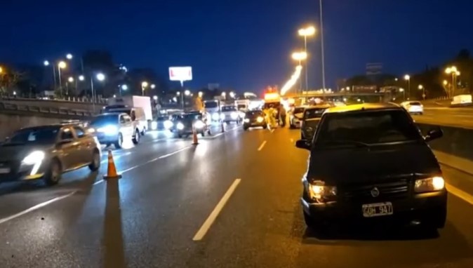 Choque en cadena  en Panamericana: 7 autos involucrados y demoras