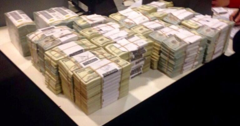 Los dólares de Florencia, cuatro hoteles y el departamento de San José: el listado de bienes que puede perder Cristina Kirchner