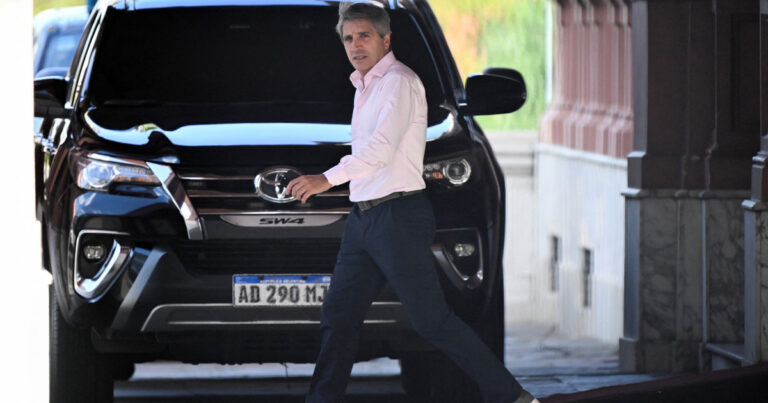 Caputo vs. mercado: qué es lo que ofrece el Gobierno y por qué desconfían los inversores