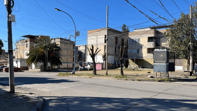 Cuyaya en alerta extrema: «Muchos chicos drogándose y la policía no hace nada»