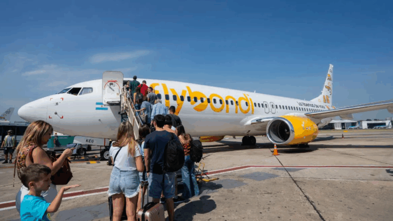 Flybondi lanza descuentos del 20% en vuelos desde y hacia Jujuy