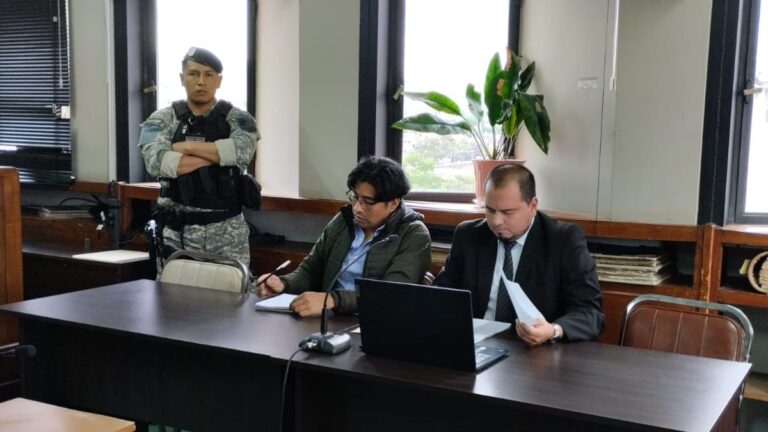 Esta semana podría definirse el futuro del enfermero enjuiciado por intentar matar a un bebé