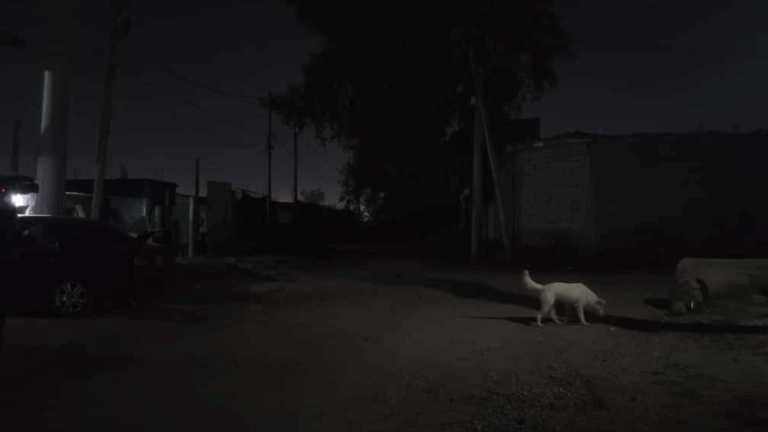 Completamente a oscuras: así queda el Asentamiento 4 de Agosto