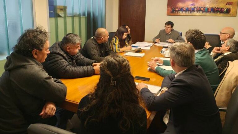 Ya está el dato de inflación pero los gremios siguen esperando las paritarias