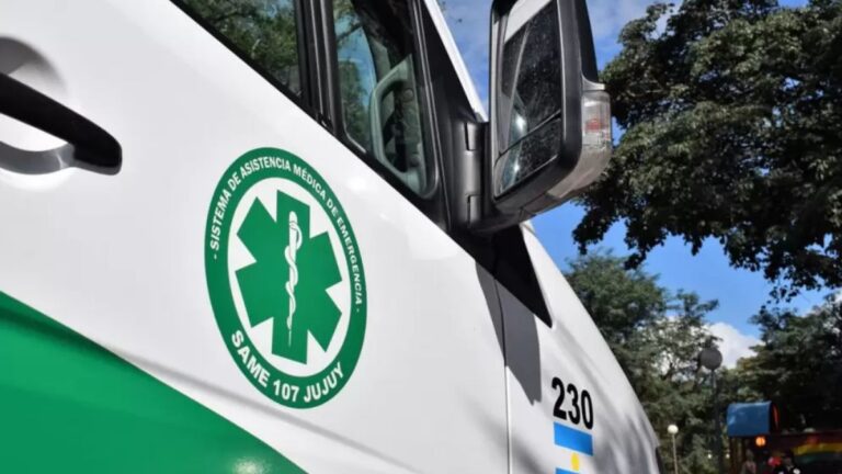 Choque y vuelco en la Ruta 52, cerca del ingreso a la localidad de Purmamarca