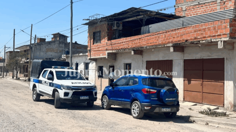 Qué indicios arrojó el celular del joven que habría matado a su madre y luego se suicidó