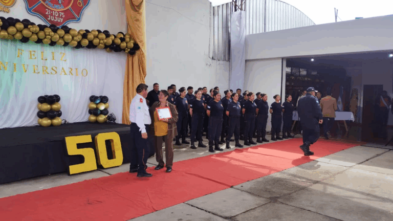 Bomberos Voluntarios de Palpalá celebraron su 50 Aniversario