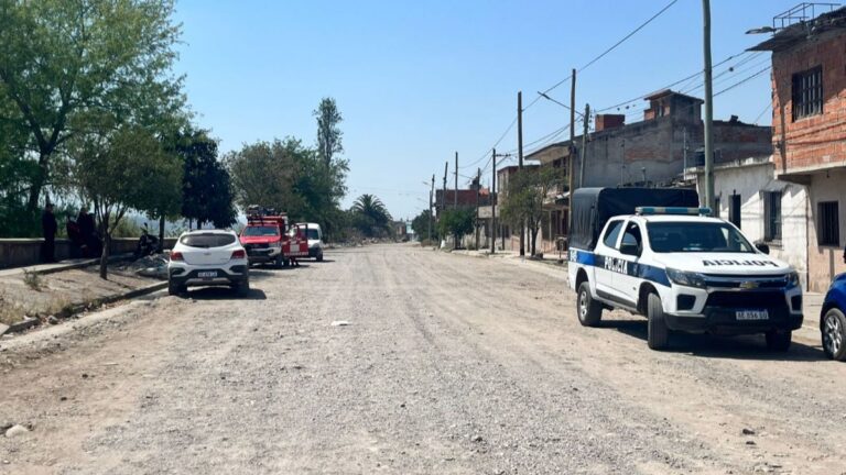 Crimen en barrio El Chingo: la mujer llevaba 18 días muerta y tenía 14 puñaladas