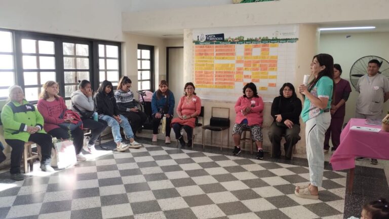 Jornada de concientización sobre cáncer de mama en Palpalá