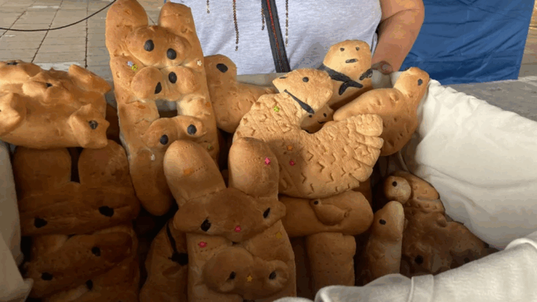 Tres días de Feria de Ofrendas y Flores en la vieja estación