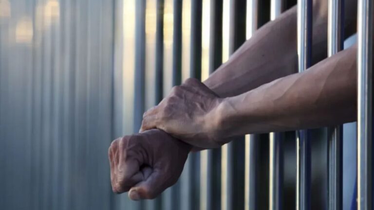 Un hombre fue condenado a 10 años de cárcel por abusar de su hijastra