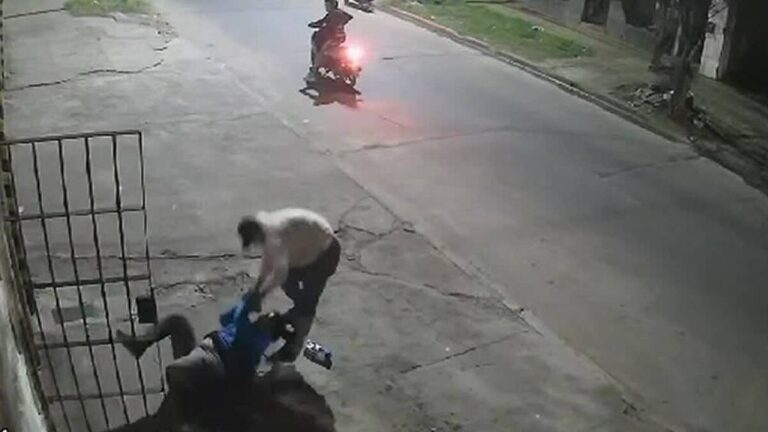 Motochorros asaltaron a un hombre que se dirigía su trabajo: le robaron sus herramientas