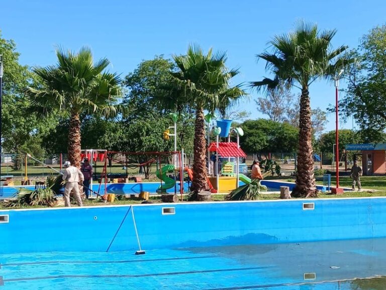 Castelli: el natatorio municipal Daniel Farana se prepara para el verano 2026