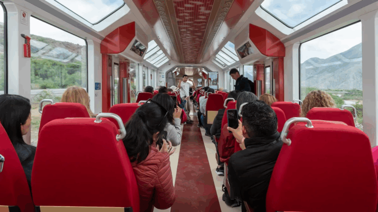 Ni con promociones y descuentos repunta la demanda del Tren turístico