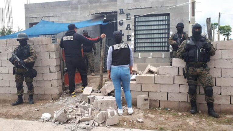 Operativos por narcomenudeo dejaron como saldo tres detenidos y secuestro de droga