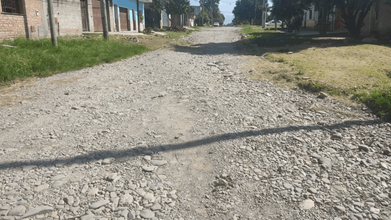 Vecinos de Alto Comedero siguen exponiendo la ausencia de la Municipalidad