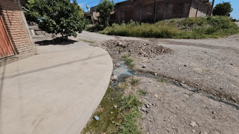 Falta de iluminación e inseguridad, problemas en un sector de Perico