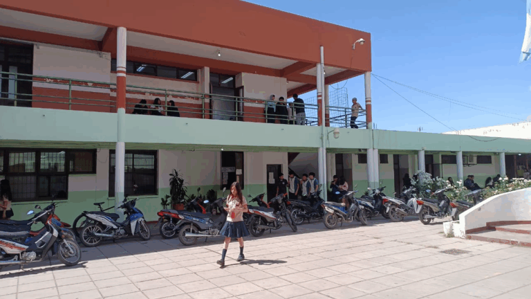 Escuela de Perico sigue consiguiendo mejoras gracias a fondos de la Cooperadora
