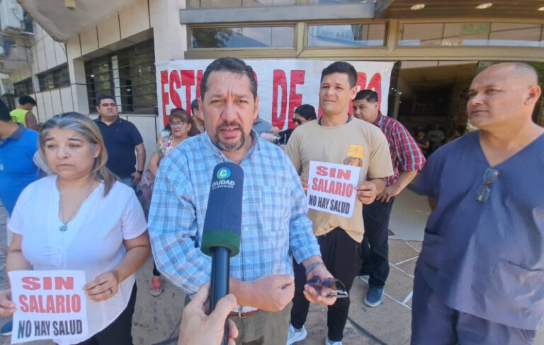 Paro en el sanatorio Güemes por falta de pago de los salarios en el área de Cardiología