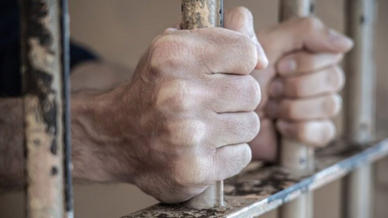 Abusó de su sobrina menor de edad y fue condenado a 6 años de prisión