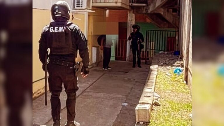 Alcoholizado ingresó a la casa de su madre y causó serios destrozos