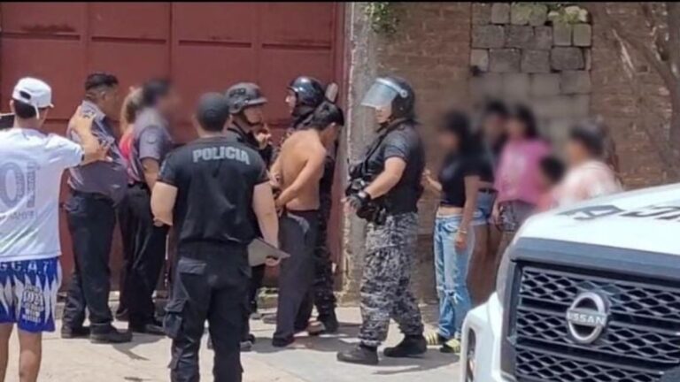 Violento enfrentamiento entre delincuentes y policías en Perico
