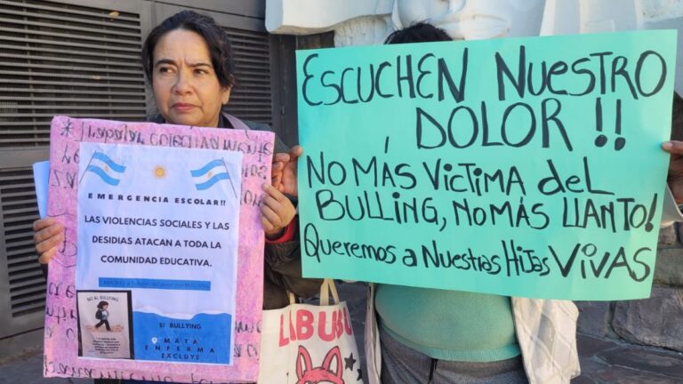 Padres contra el Bullying, excluidos del proyecto para combatir la problemática